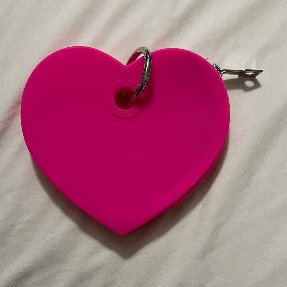 Overture Pink Heart-Shaped Coin Purse